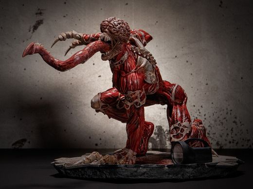 Коллекционная фигура Ликер Resident Evil Licker Statue Numskull