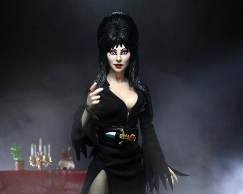 Коллекционная фигура Эльвира повелительница тьмы Elvira, Mistress of the Dark Clothed