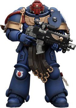 Колекційна фігура Сержант Гадрієль Warhammer 40,000: Space Marine 2 Ultramarines Sergeant Gadriel 1/18