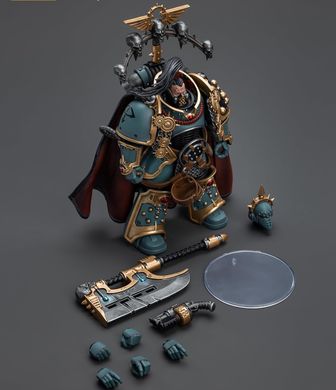 Коллекционная фигура Претор Легиона Сыновей Гора Warhammer 40k Sons of Horus Legion Praetor with Power Axe 1/18