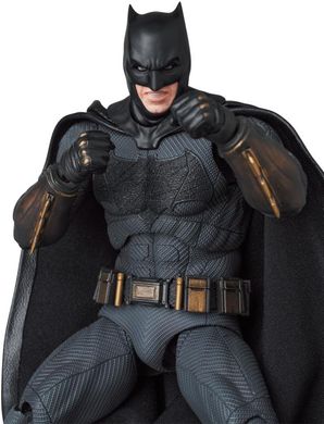 Колекційна фігура Бетмен Ліга Справедливості Зака Снайдера Zack Snyder's Justice League MAFEX No.222 Batman