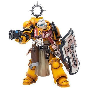 Коллекционная фигура Ветеран Имперских Кулаков Warhammer 40K Primaris Space Marines Imperial Fists Bladeguard Veteran 1/18