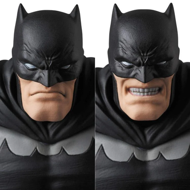 Колекційна фігура Бетмен Повернення Темного Лицаря Batman: The Dark Knight Returns MAFEX No.106 Batman (reissue)