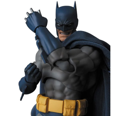 Колекційна фігура Бетмен Цить Batman: Hush MAFEX No.105 Batman (Blue Ver.) (2026 reissue)