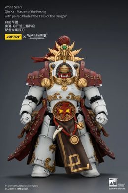 Колекційна фігура Цинь Са, Магістр Кешика Warhammer: The Horus Heresy White Scars Qin Xa Master of the Keshig with The Tails of the Dragon Blades 1/18