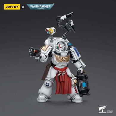 Коллекционная фигура Апотекарий Ультрамаринов Warhammer 40K Ultramarines Apothecary Biologis 1/18
