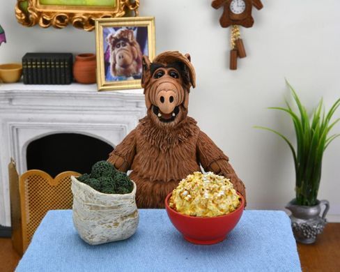 Коллекционная фигура Альф ALF Ultimate NECA