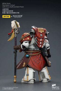 Колекційна фігура Консул-буревісник Білих Шрамів Warhammer 40,000 White Scars Stormseer Consul with Force Staff and Bolt Pistol 1/18