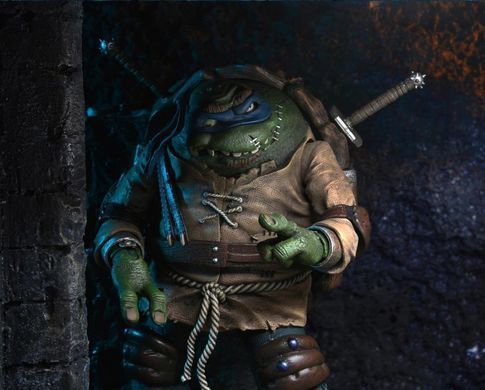 Колекційна фігура Леонардо Горбун NECA Universal Monsters x Teenage Mutant Ninja Turtles Ultimate Leonardo as The Hunchback