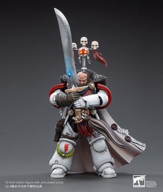 Колекційна фігура капітан Білих Шрамів Warhammer 40k White Scars Captain Kor'sarro Khan 1/18 JoyToy