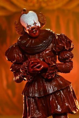 Колекційна фігура Пеннівайз (Кривавий) IT: Welcome to Derry Ultimate Blood Pennywise
