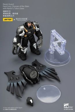 Колекційна фігура Темна Лють Обранник Полеглих Гвардії Ворона Warhammer: The Horus Heresy Raven Guard Dark Fury, Chooser of the Slain with Raven's Talon Claws 1/18