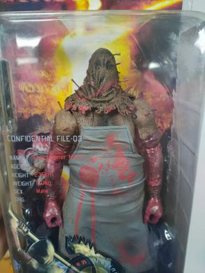 Коллекционная фигура Обитель Зла 5 Палач Маджини NECA Resident Evil 5 Executioner Majini