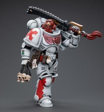 Коллекционная фигура Сержант Белых Шрамов JoyToy 1/18 Warhammer 40K White Scars Assault lntercessor Sergeant Tsendbaatar