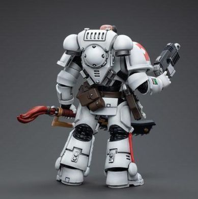 Коллекционная фигура Сержант Белых Шрамов JoyToy 1/18 Warhammer 40K White Scars Assault lntercessor Sergeant Tsendbaatar