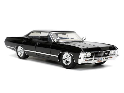 Коллекционная модель Шевроле Импала 1967 и Дин Винчестер Модель Supernatural Hollywood Rides Die-Cast Dean Winchester & 1/24 Scale 1967 Chevy Impala