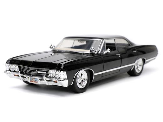 Коллекционная модель Шевроле Импала 1967 и Дин Винчестер Модель Supernatural Hollywood Rides Die-Cast Dean Winchester & 1/24 Scale 1967 Chevy Impala