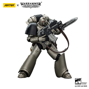 Коллекционная фигура Сержант Железных Воинов Warhammer: The Horus Heresy Iron Warriors MKVI Tactical Sergeant with Power Sword and Plasma Pistol 1/18