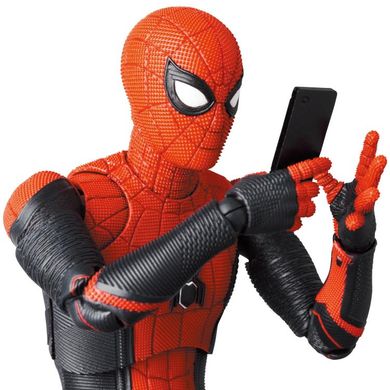 Колекційна фігура Людина-павук Spider-Man: No Way Home MAFEX No.194 Spider-Man (Upgraded Suit)