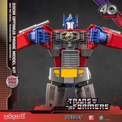Набір для збірки Оптімус Прайм Transformers: Generation 1 - 20cm Optimus Prime Model Kit - AMK PRO Series